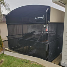 Jet ski lift canopy with side curtains